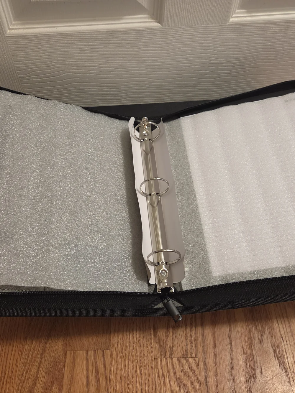 N/A gray folio